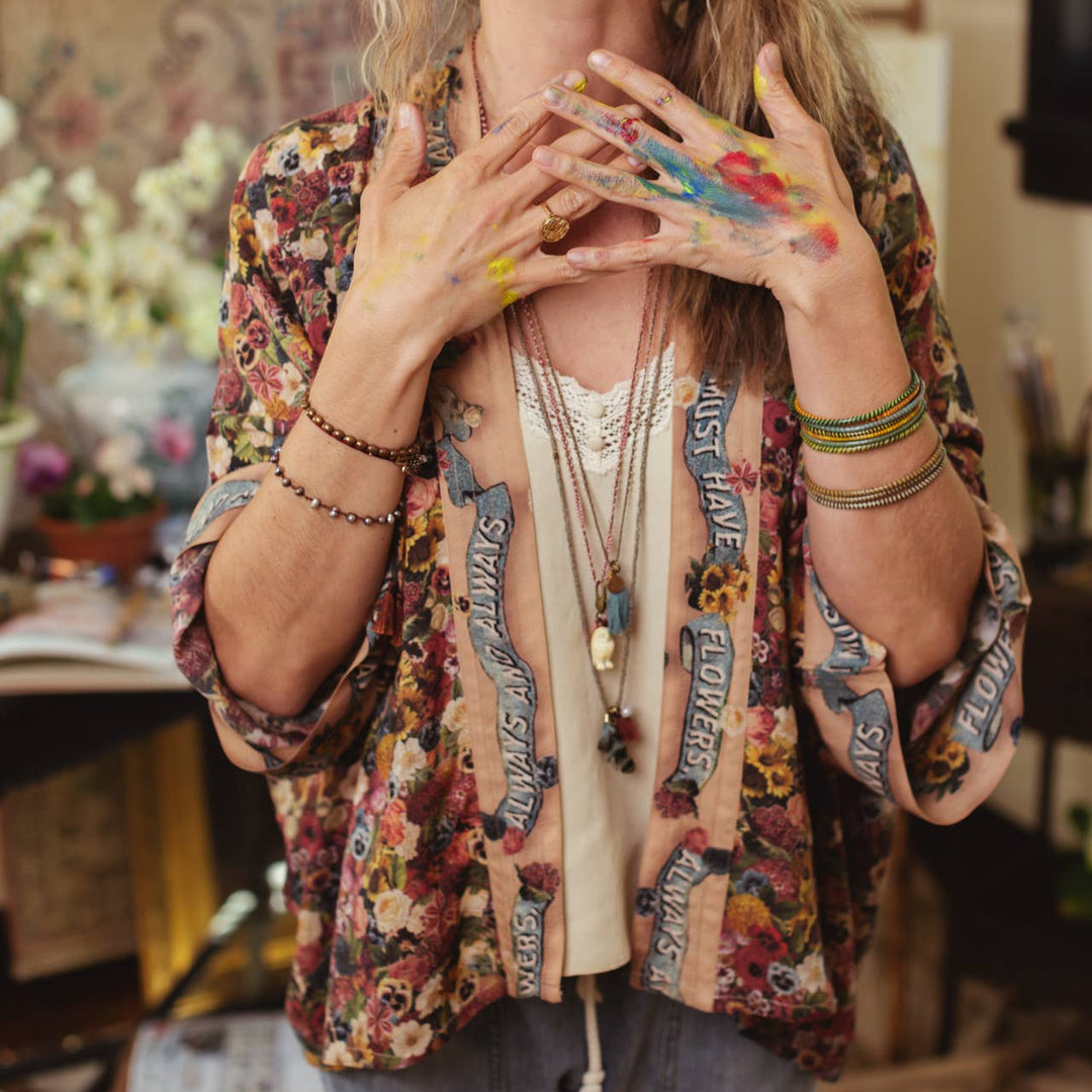 Art of Life Pixie Duster Cropped Kimono with Palette & Flowers - Canada