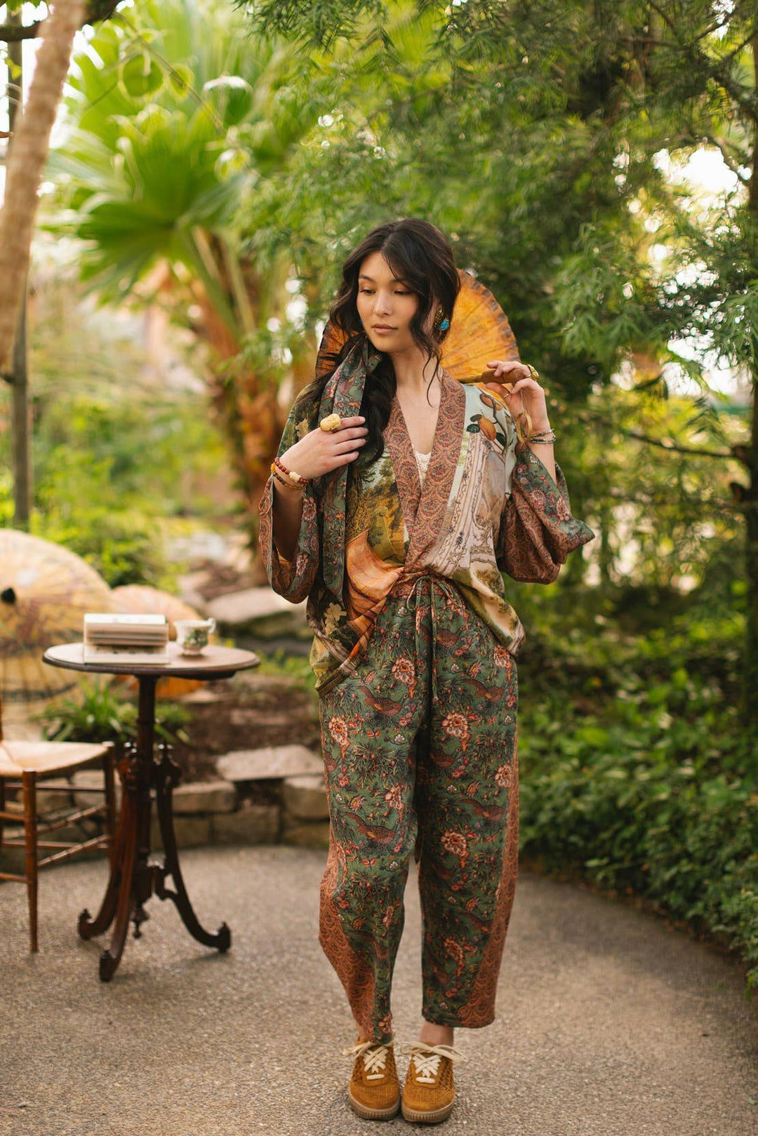 Secret Garden Pixie Duster Cropped Kimono w/ Swan - Canada
