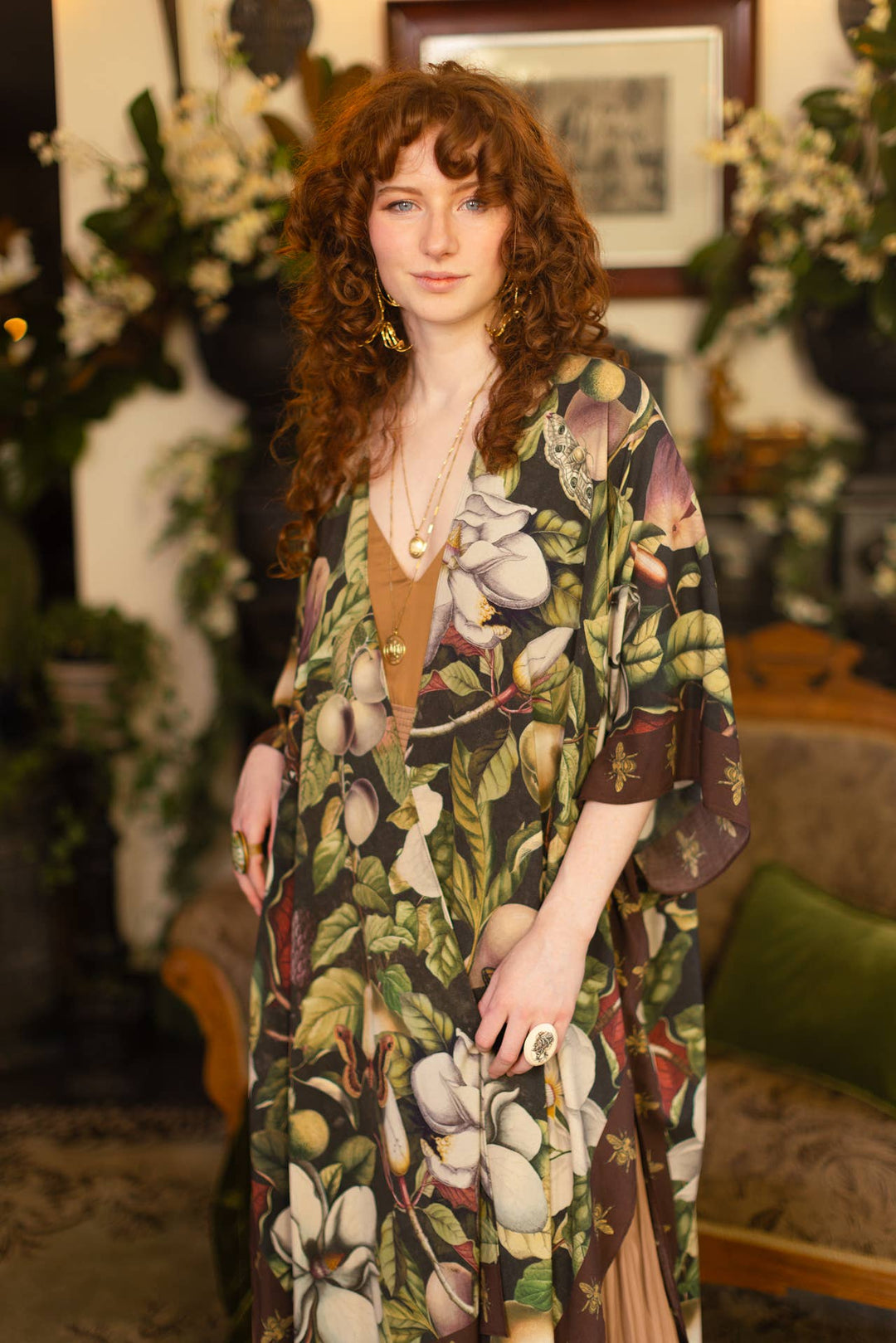 Fleur De Lune Goddess Starduster Kimono w/ Florals & Bees - Canada