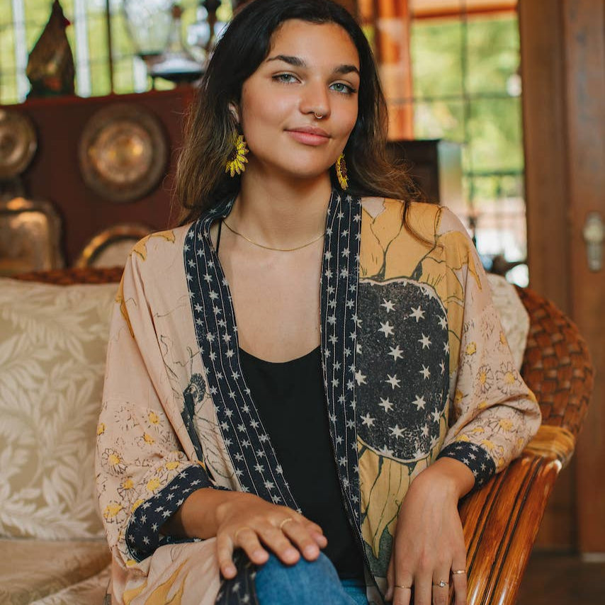 Milk & Honey Matinée Duster Kimono with Sunflower & Bee Print - Canada