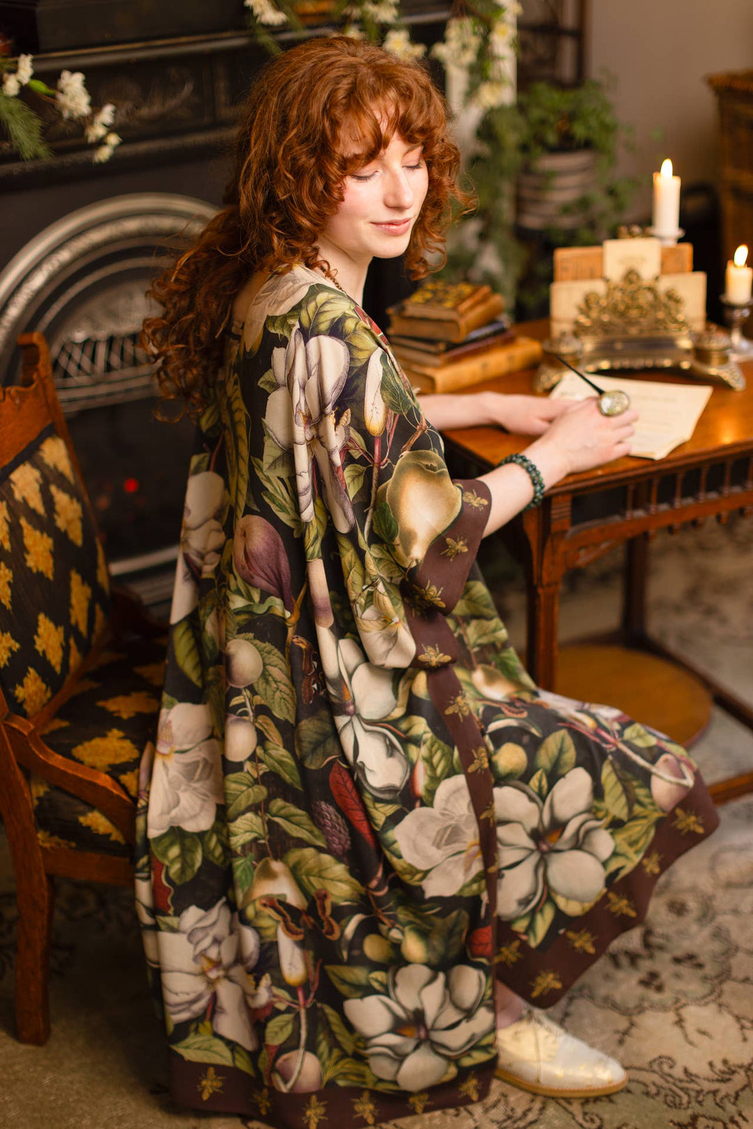 Fleur De Lune Goddess Starduster Kimono w/ Florals & Bees - Canada