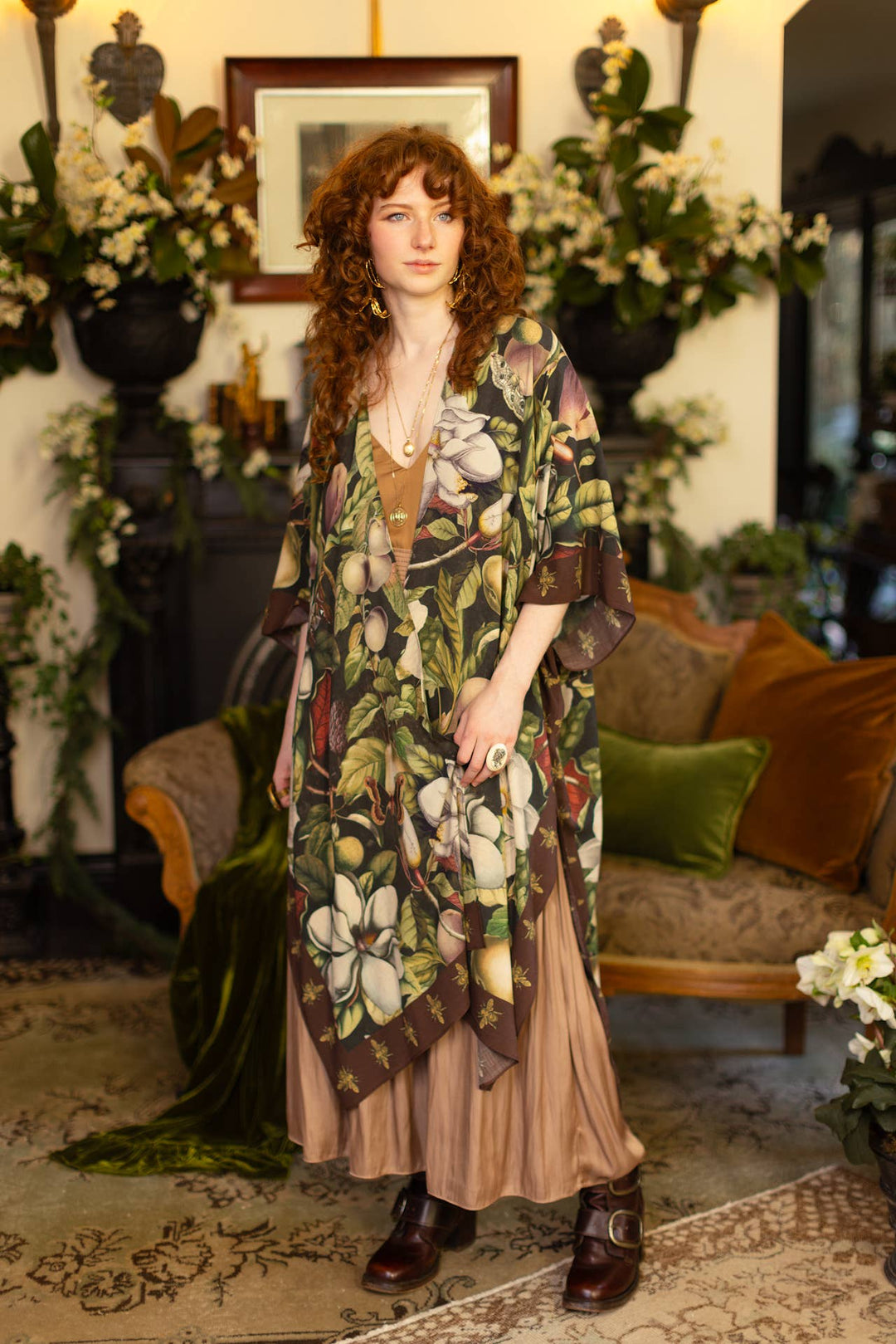 Fleur De Lune Goddess Starduster Kimono w/ Florals & Bees - Canada