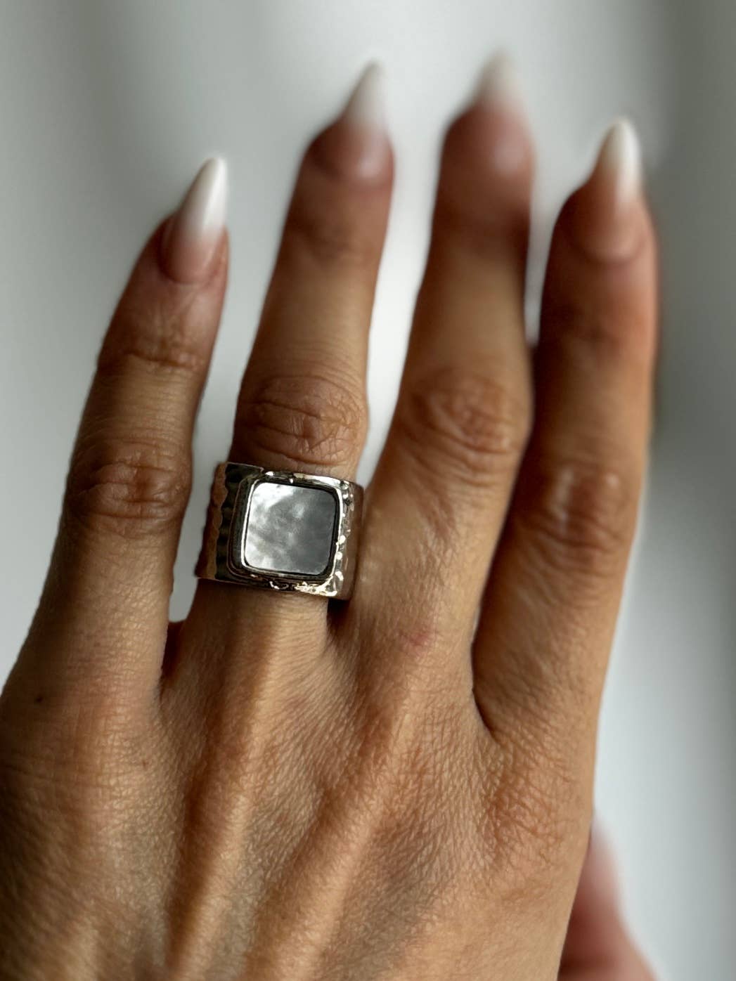 ÉCUME Mother of Pearl Square Cut Ring