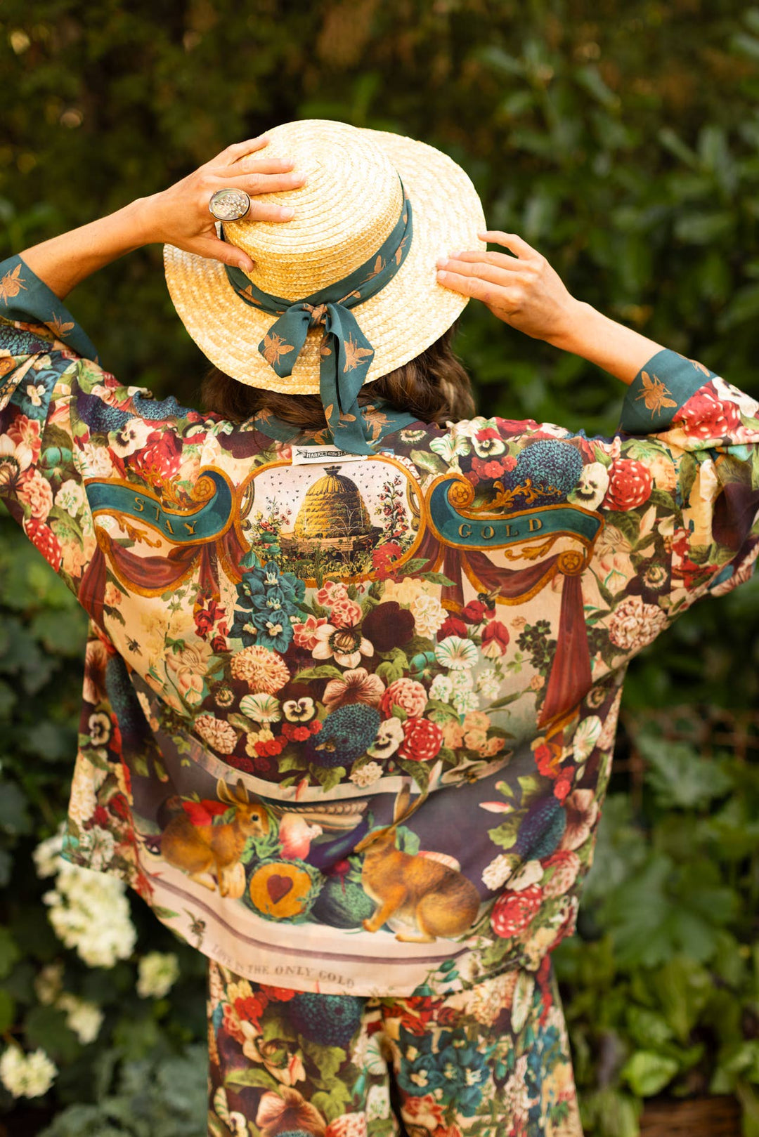 Stay Gold Pixie Duster Cropped Kimono w/ Rabbits and Bees - Canada