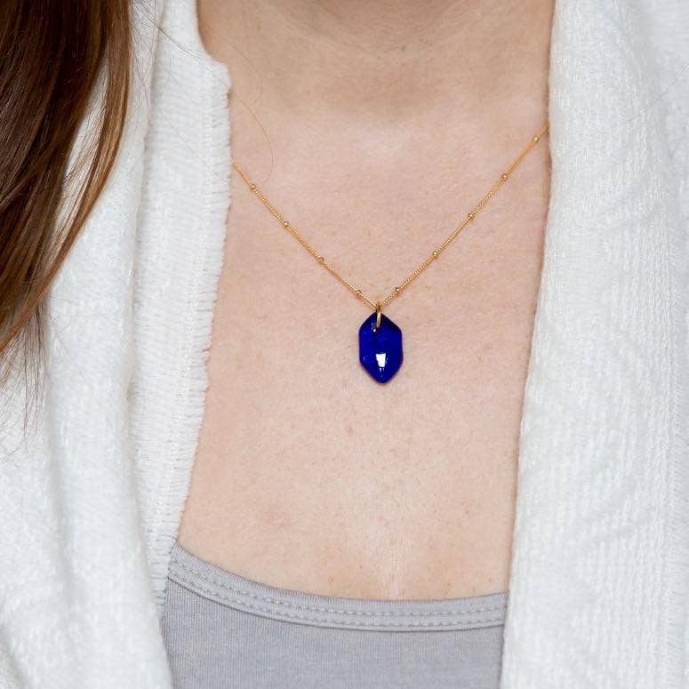 BABY HEX GOLD SATELLITE NECKLACE