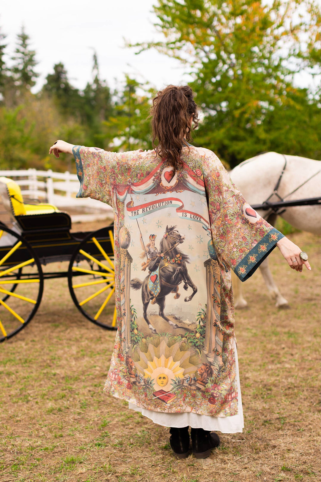 Love Revolution Opera Duster Kimono Robe w/ horse & florals - Canada
