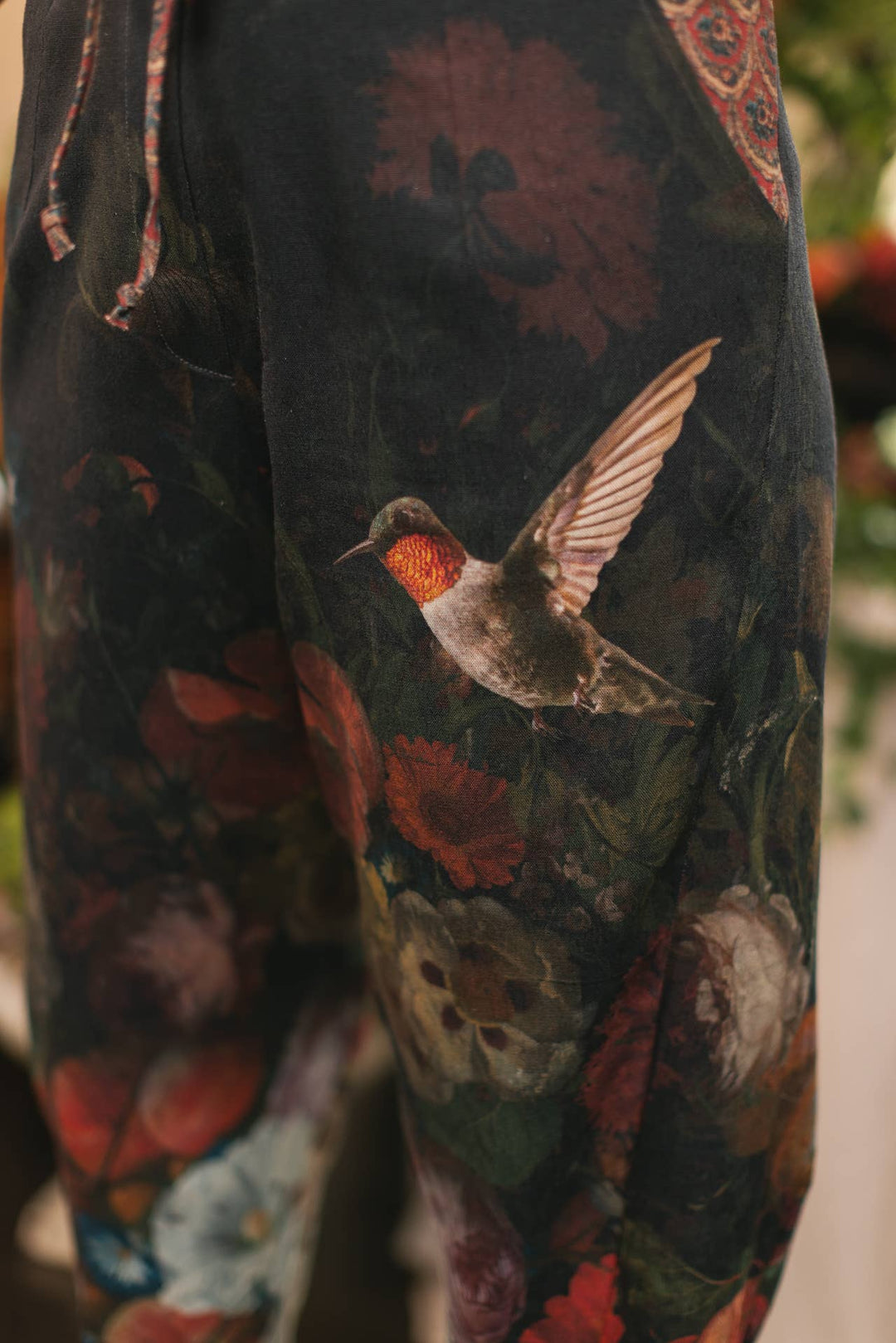 Flight of Fancy Linen Cropped Artist Pants w/ Hummingbird
