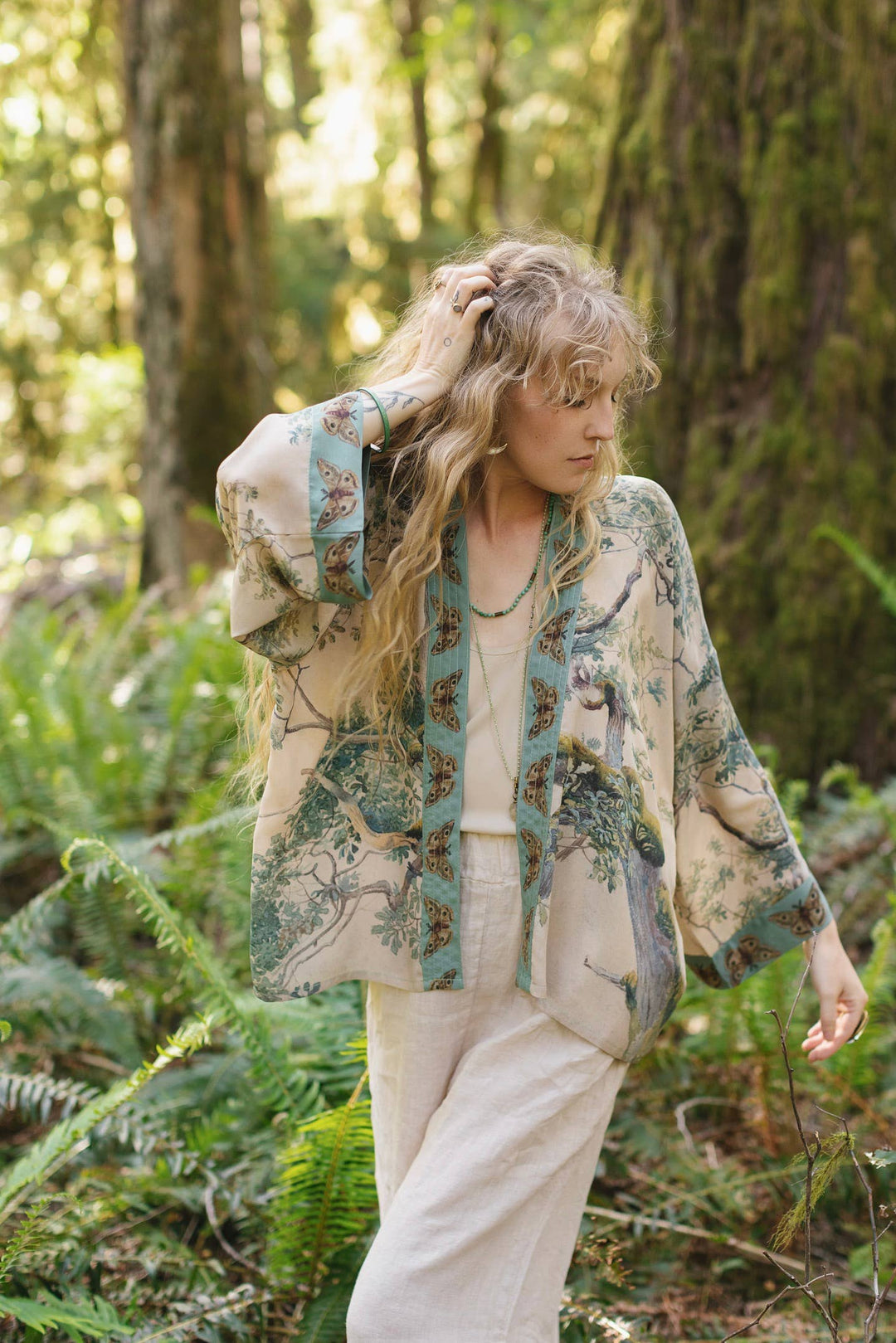 Earth & Sky Pixie Duster Cropped Kimono w/ Trees - Canada