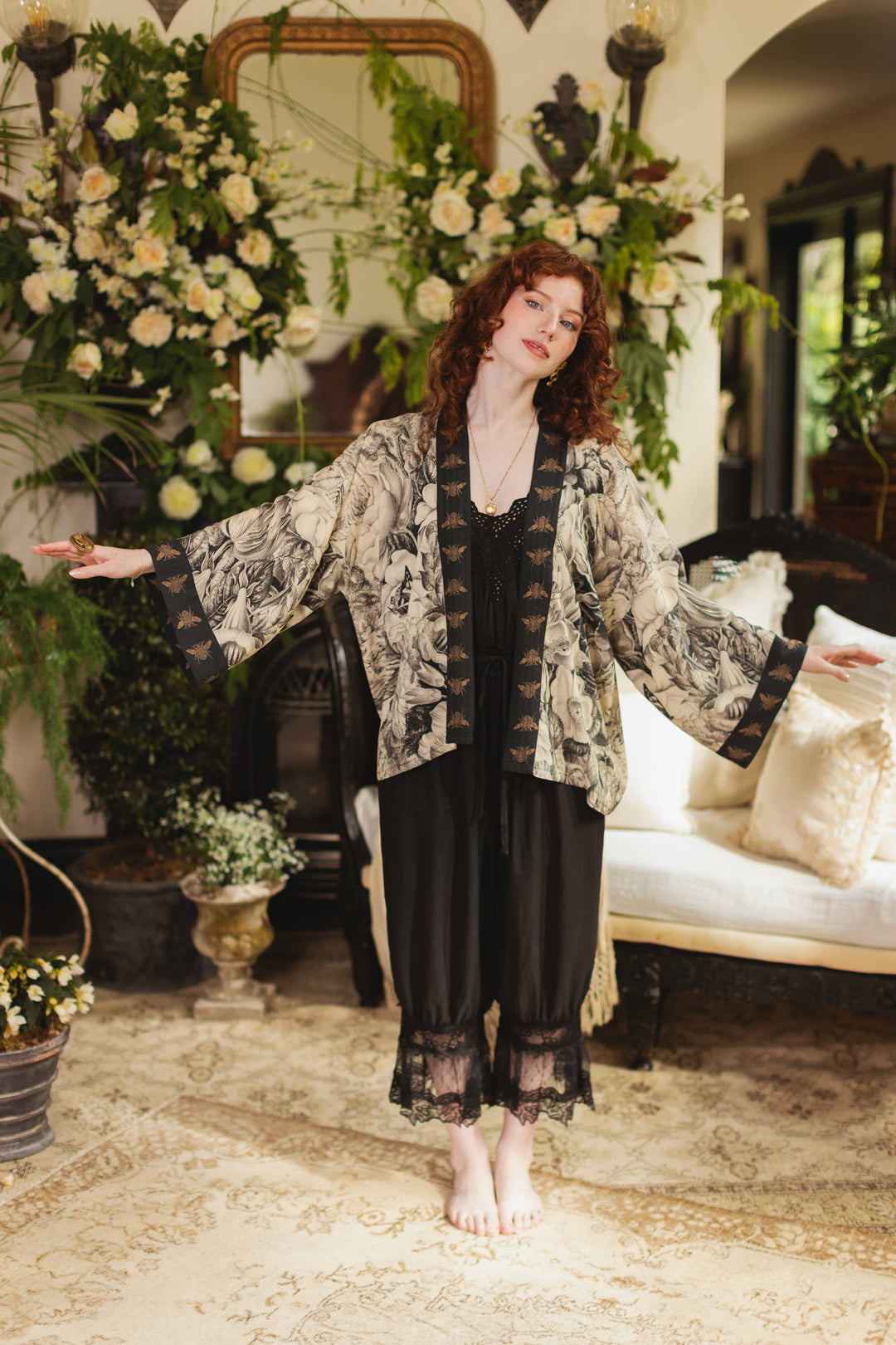 Honey & The Moon Pixie Duster Crop Kimono w/ Florals & Bees