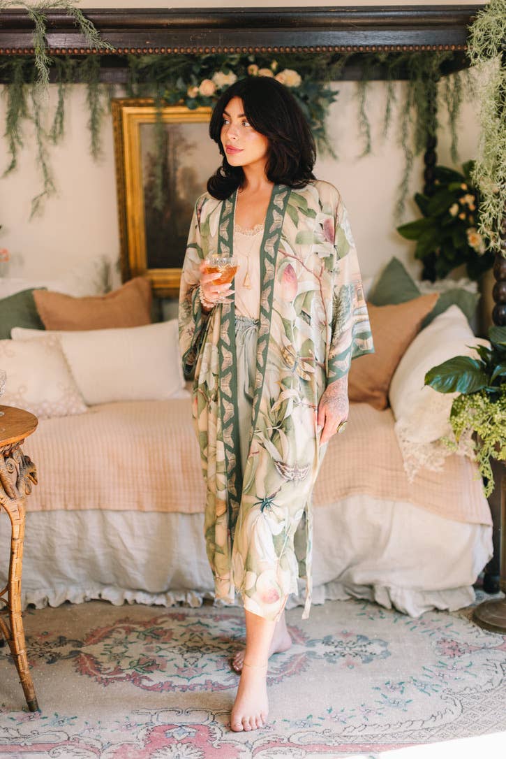 Fleur De Soleil Opera Duster Kimono Robe w/ Florals - Canada