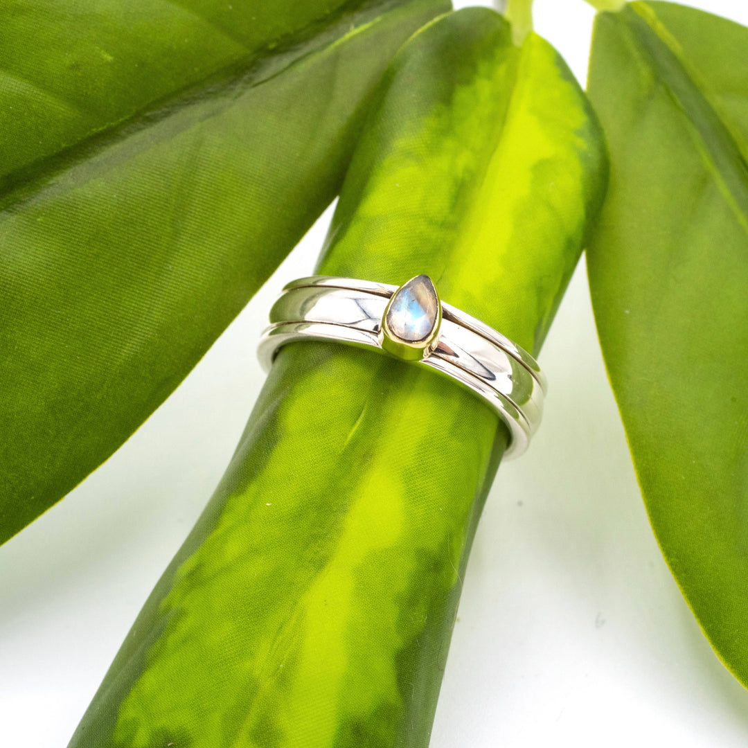 Sterling Silver Spinner Ring with Teardrop Moonstone - India