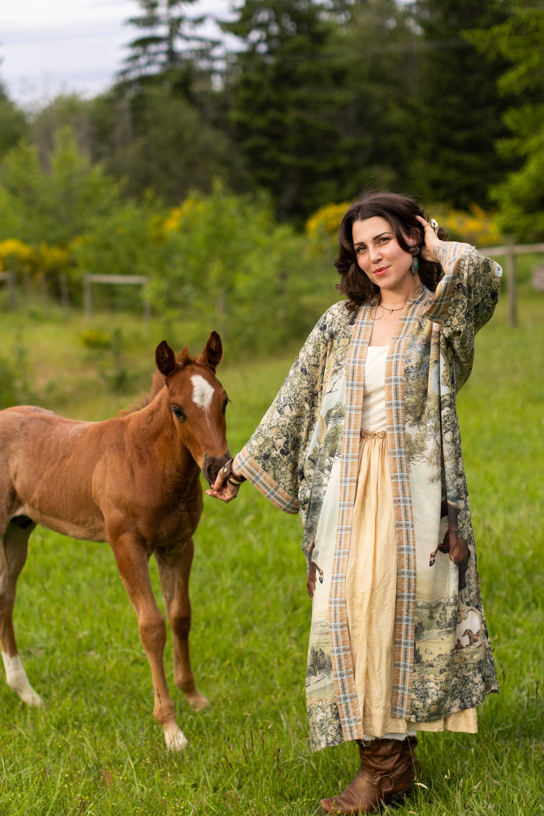 Born to Run Opera Duster Kimono Robe w/ Horse & Flower Print - Canada