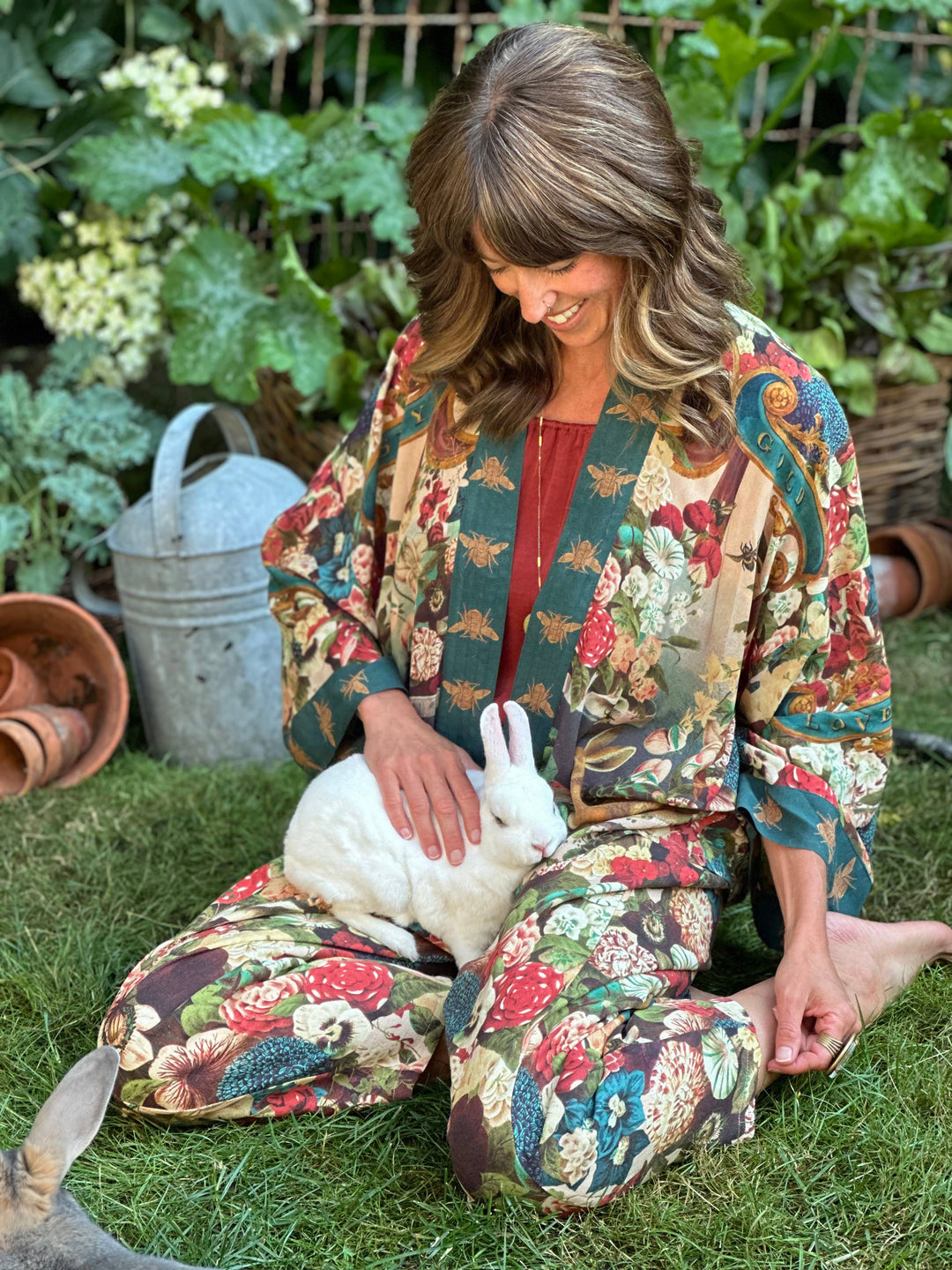 Stay Gold Pixie Duster Cropped Kimono w/ Rabbits and Bees - Canada