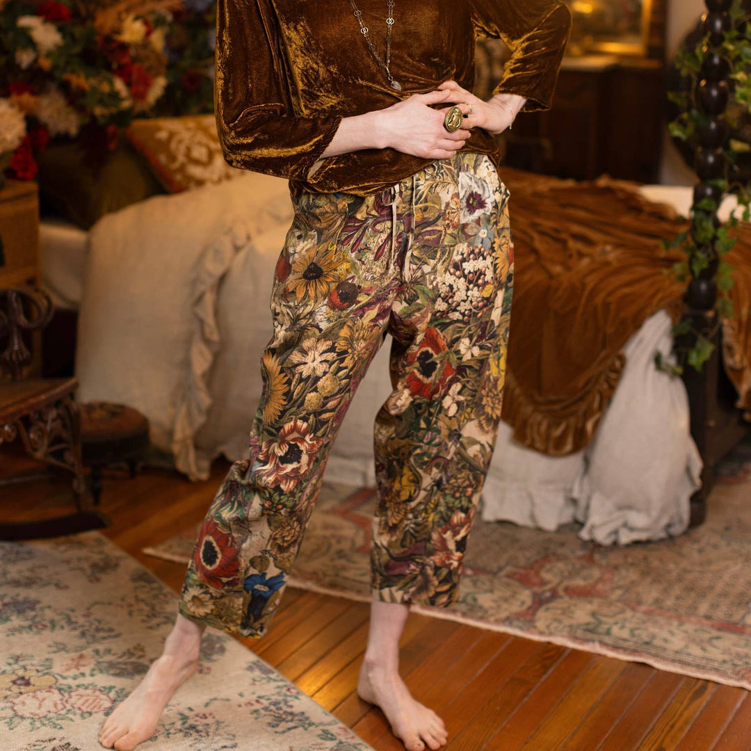 Golden Hour Linen Cropped Artist Pant w/ Floral Print