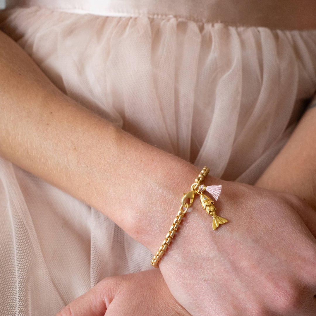 24K Gold Fish Bracelet – Charm Jewelry for Women