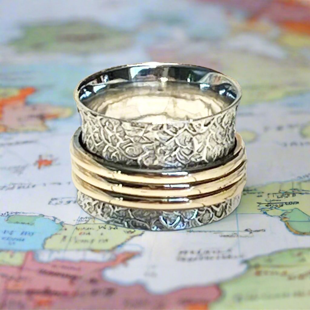 Decorated Sterling Silver Spinner Ring - Rajasthan, India