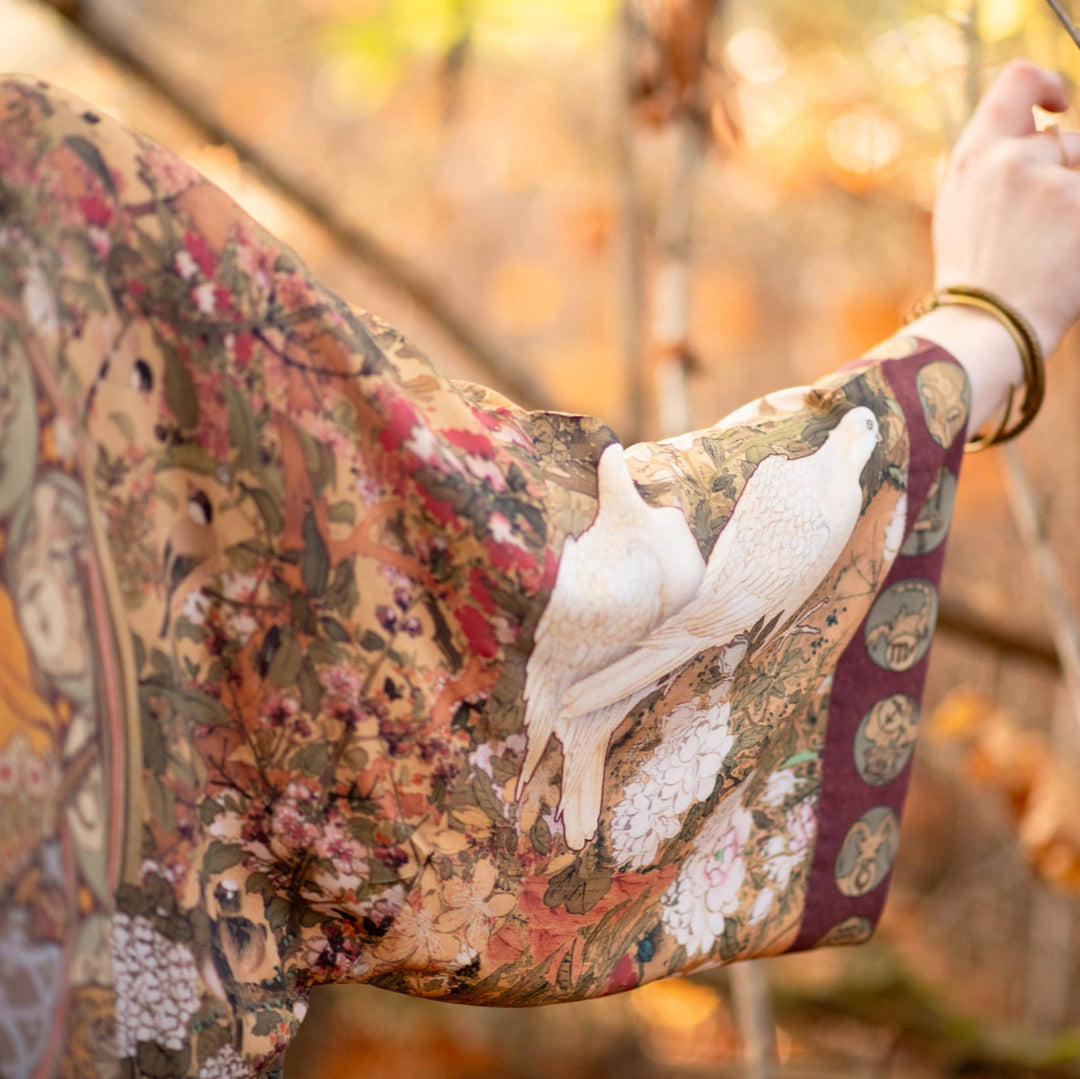 Dream Weaver Opera Duster Kimono Robe w/ Zodiac Signs - Canada
