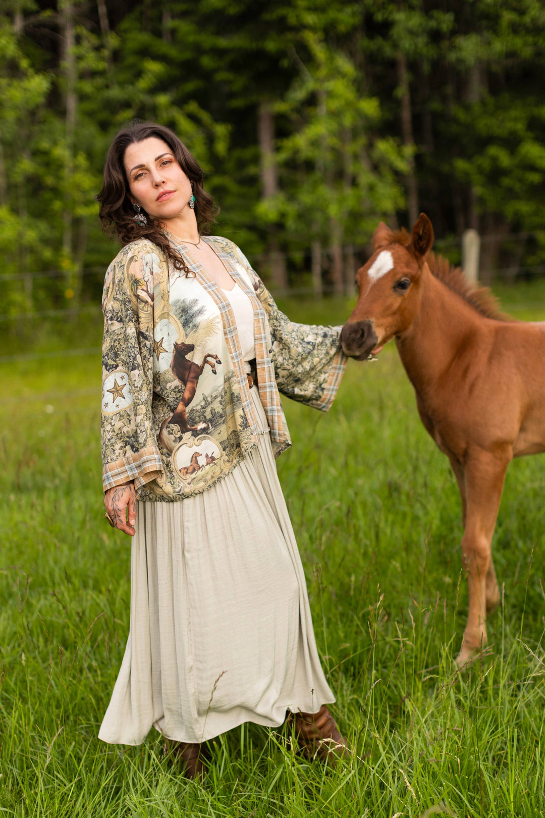 Born to Run Pixie Duster Crop Kimono w/ Horse & Flower Print - Canada