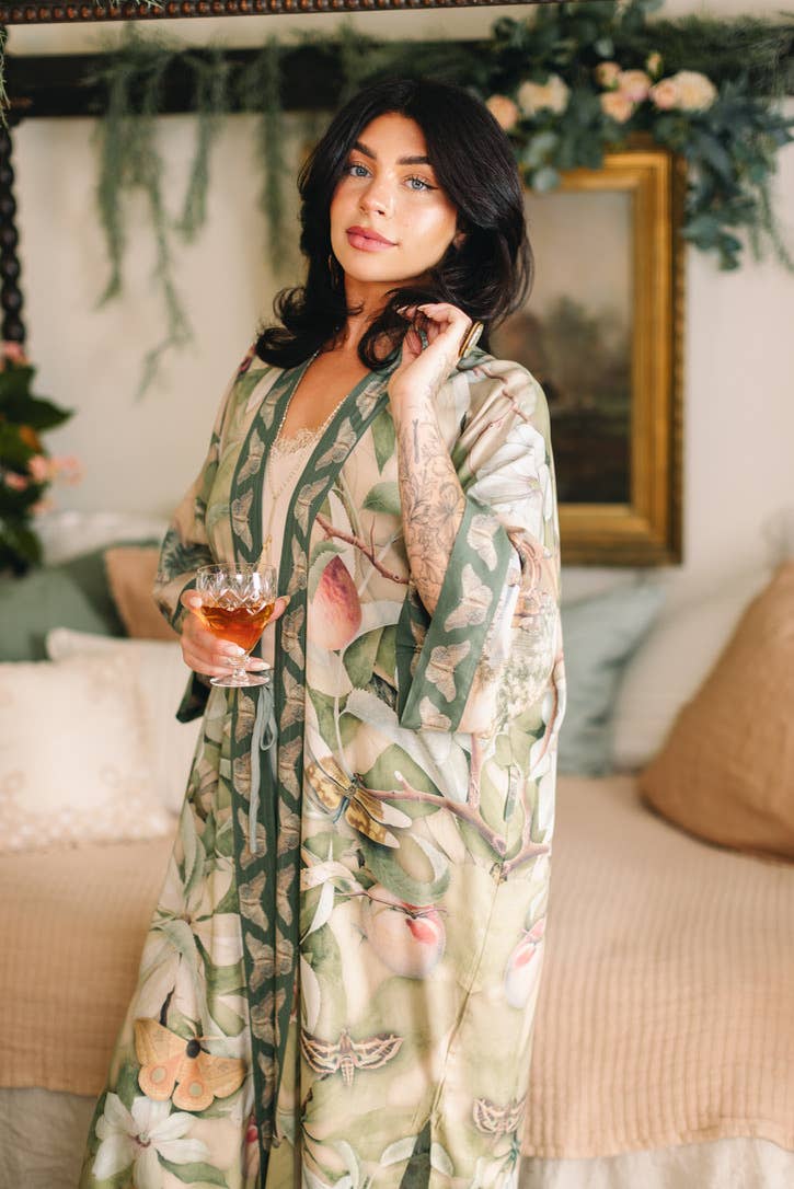Fleur De Soleil Opera Duster Kimono Robe w/ Florals - Canada