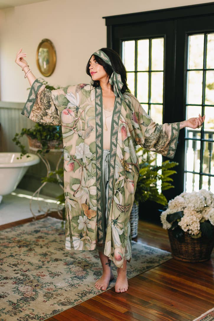 Fleur De Soleil Opera Duster Kimono Robe w/ Florals - Canada