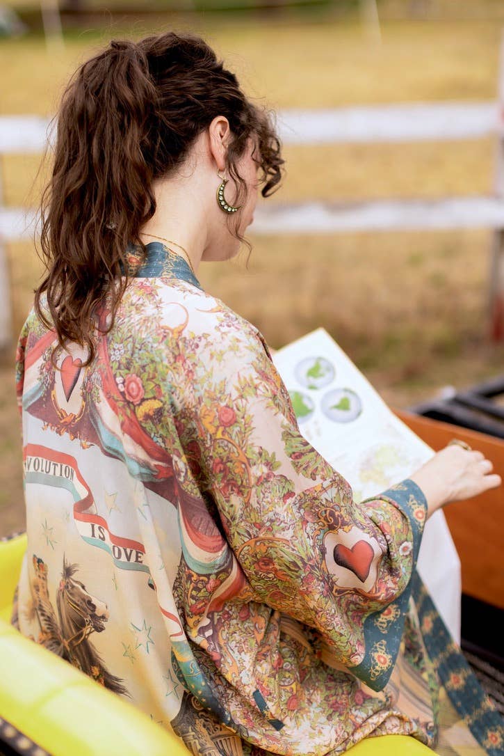 Love Revolution Opera Duster Kimono Robe w/ horse & florals - Canada