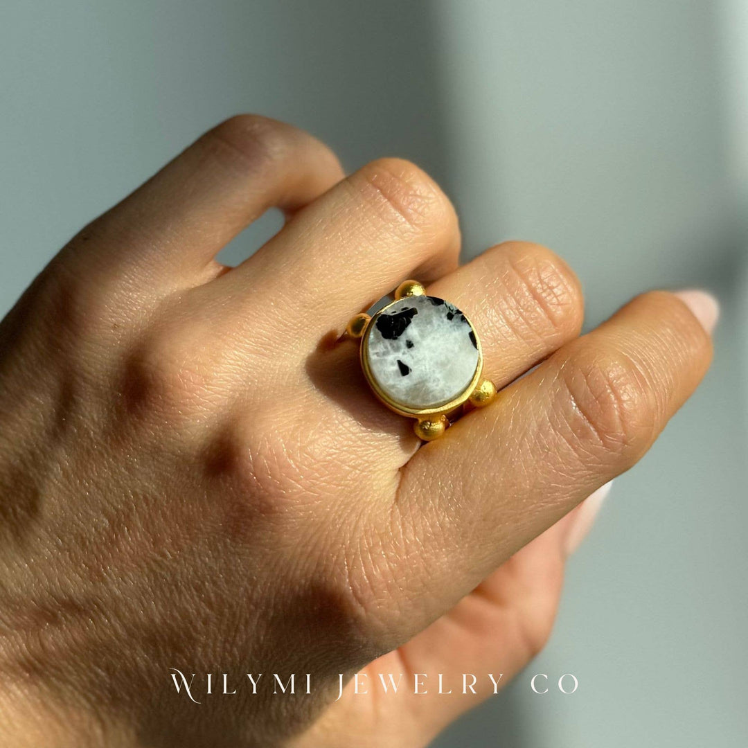 Round Cut Moonstone Ring - Canada