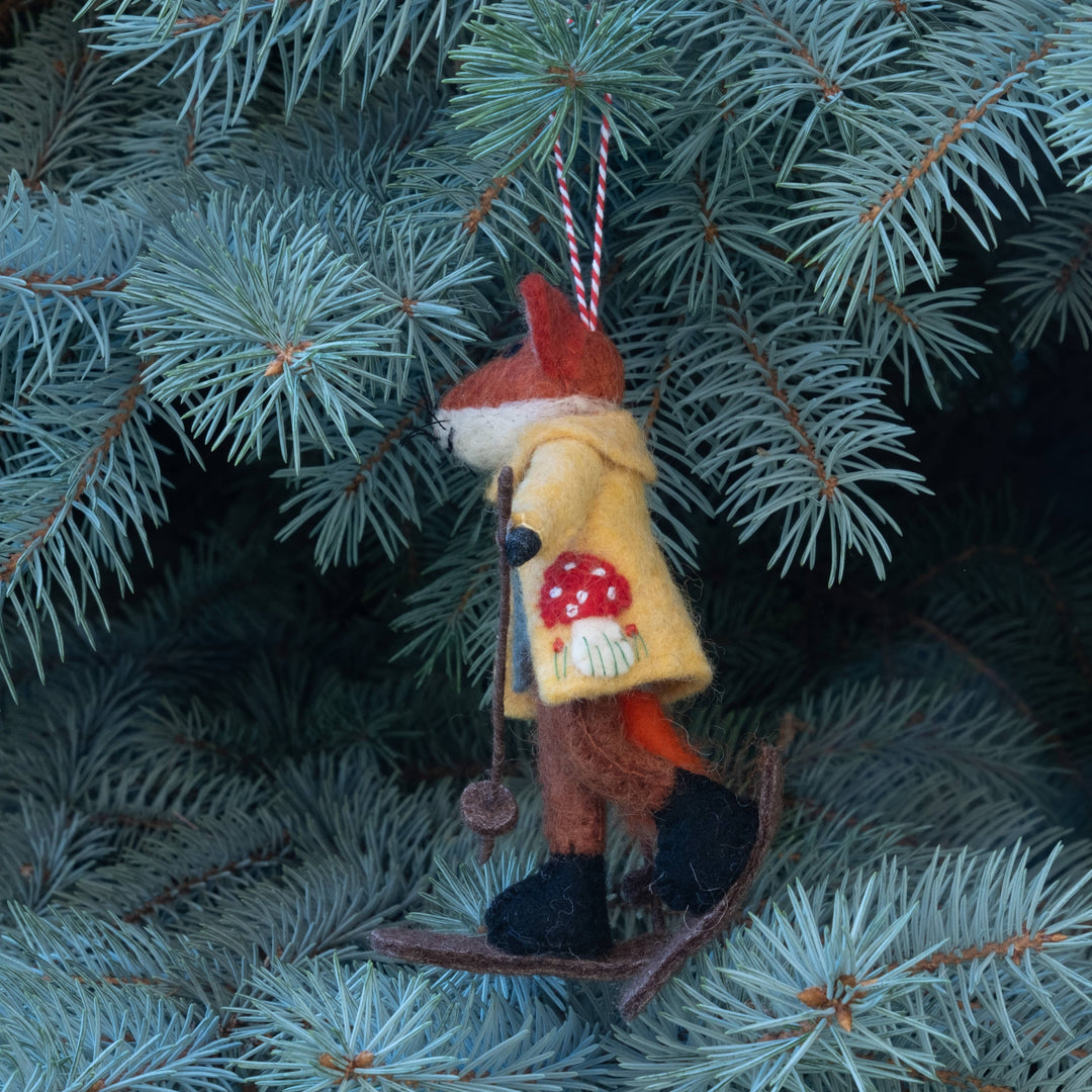 Ornament - Christmas Decor - Fox on Skis, Assorted