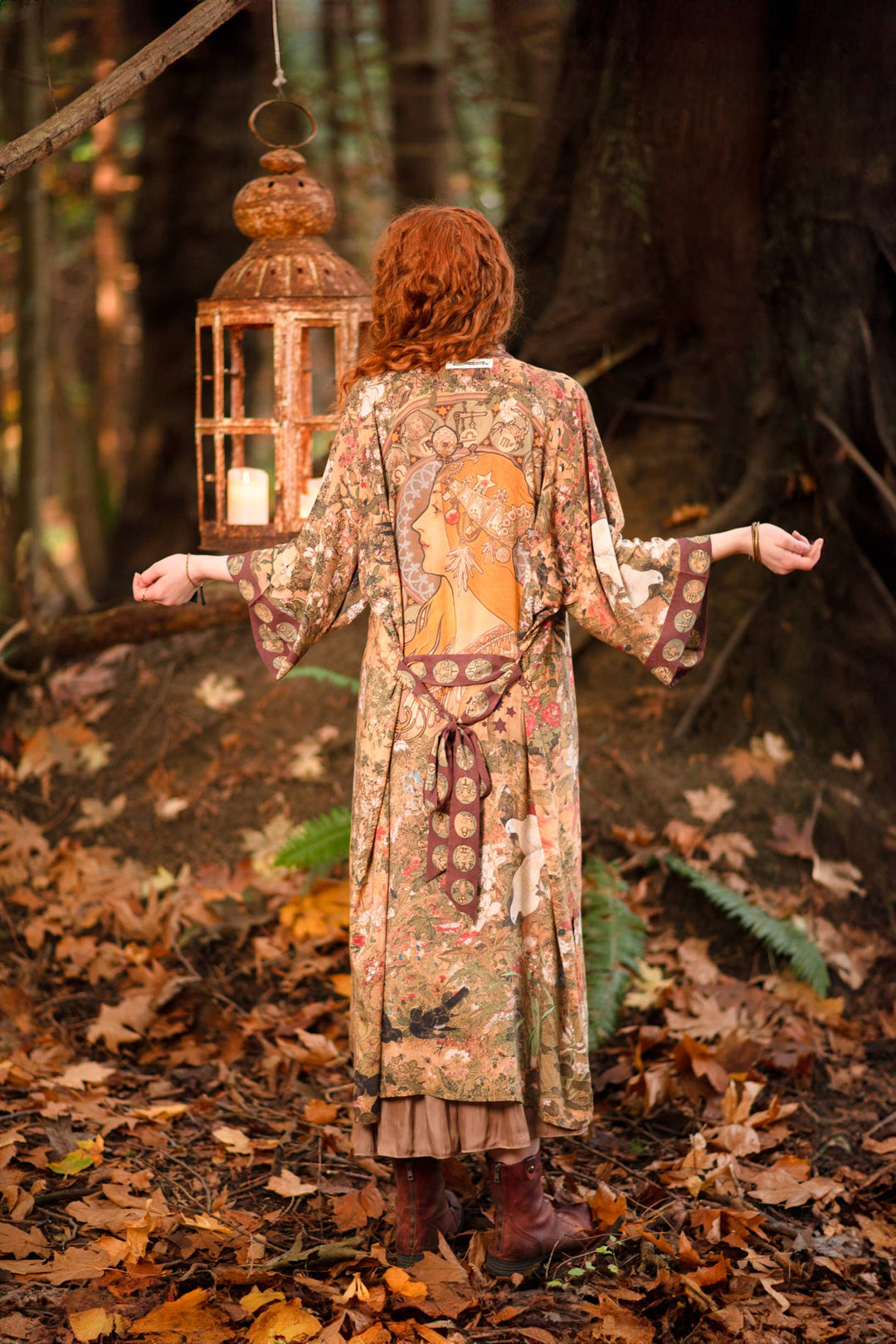 Dream Weaver Opera Duster Kimono Robe w/ Zodiac Signs - Canada