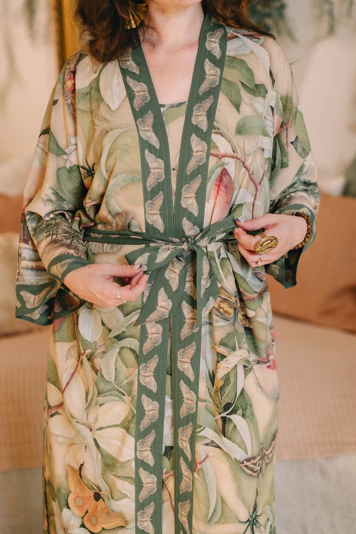 Fleur De Soleil Opera Duster Kimono Robe w/ Florals - Canada