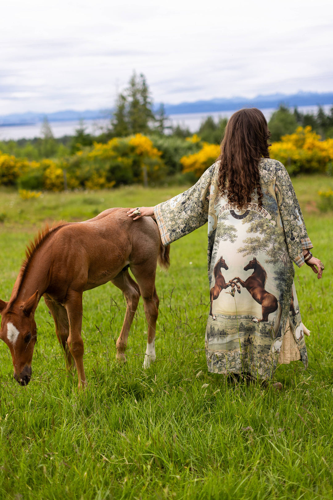 Born to Run Opera Duster Kimono Robe w/ Horse & Flower Print - Canada