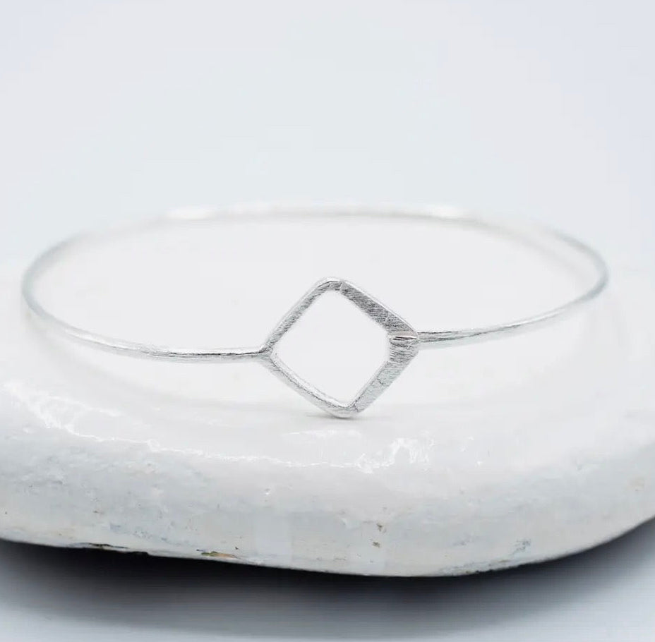 Sterling Silver Plated Brushed Circle Bracelet - Indiaf