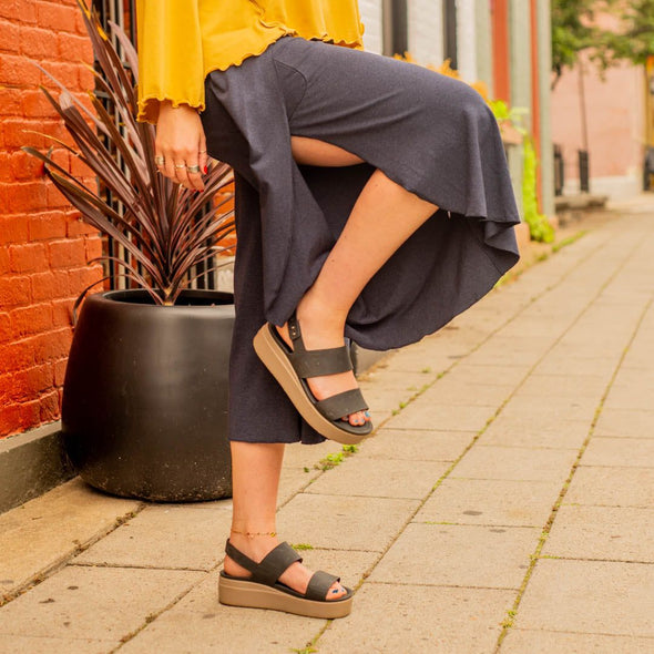ANGELROX® Petal Leg Pant - Midnight - Maine, USA