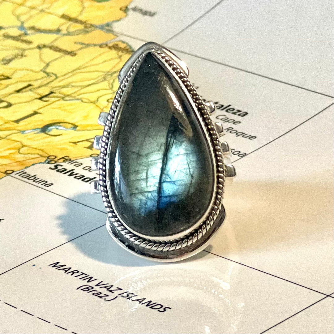 Teardrop Labradorite Sterling Silver Ring (Large)