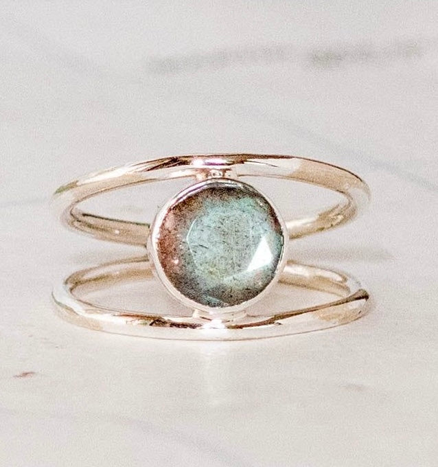 Sterling Silver Open Band Stone Ring: Moonstone, Labradorite