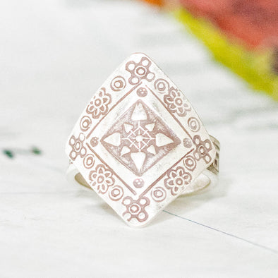 Sterling Silver Pointed Ring - Thailand