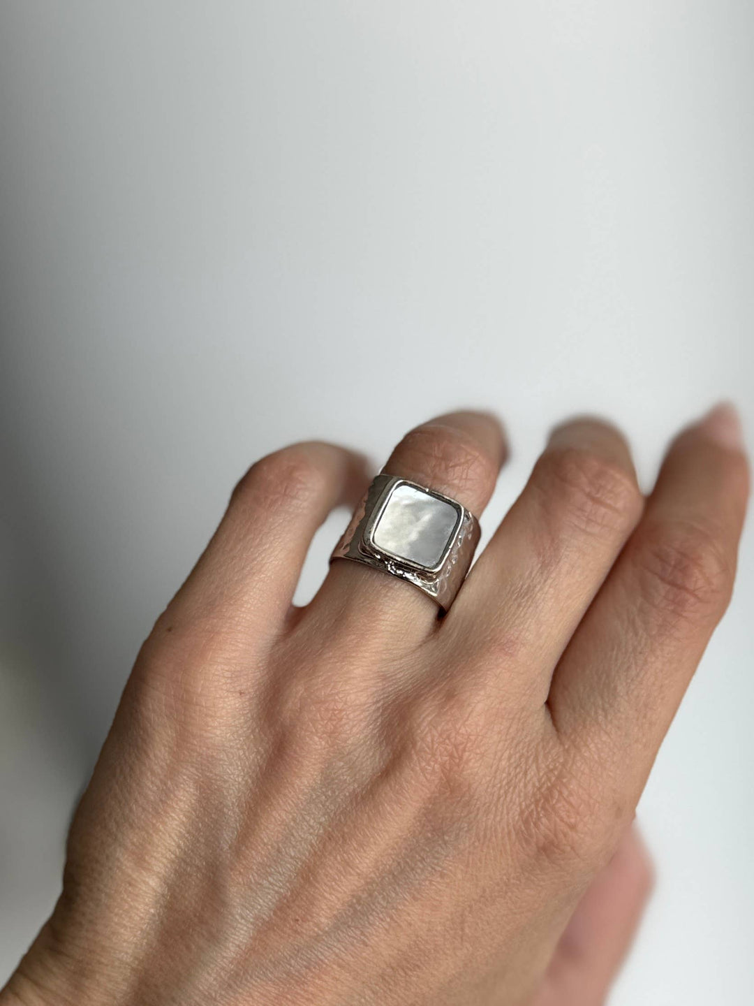ÉCUME Mother of Pearl Square Cut Ring