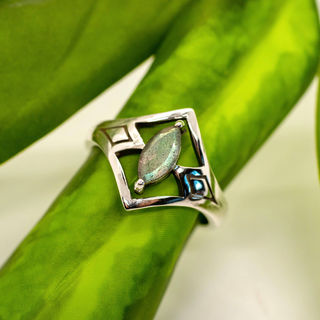 Sterling Silver Mystic Labradorite Ring