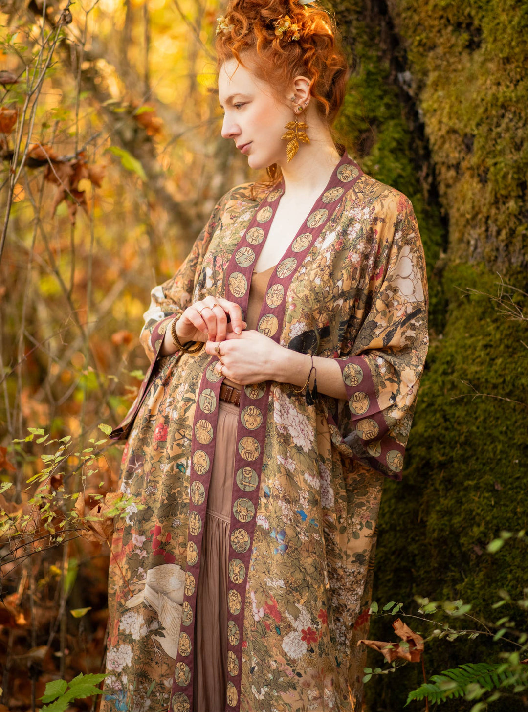 Dream Weaver Opera Duster Kimono Robe w/ Zodiac Signs - Canada