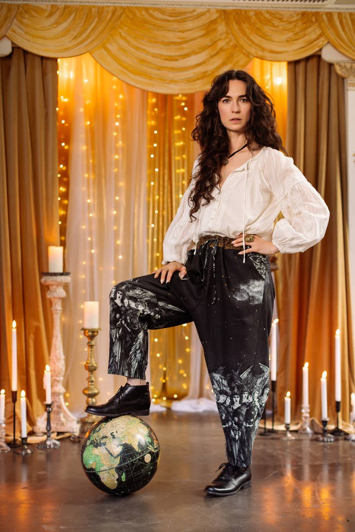 The Guardians Artist Pant w/ celestial print & angels