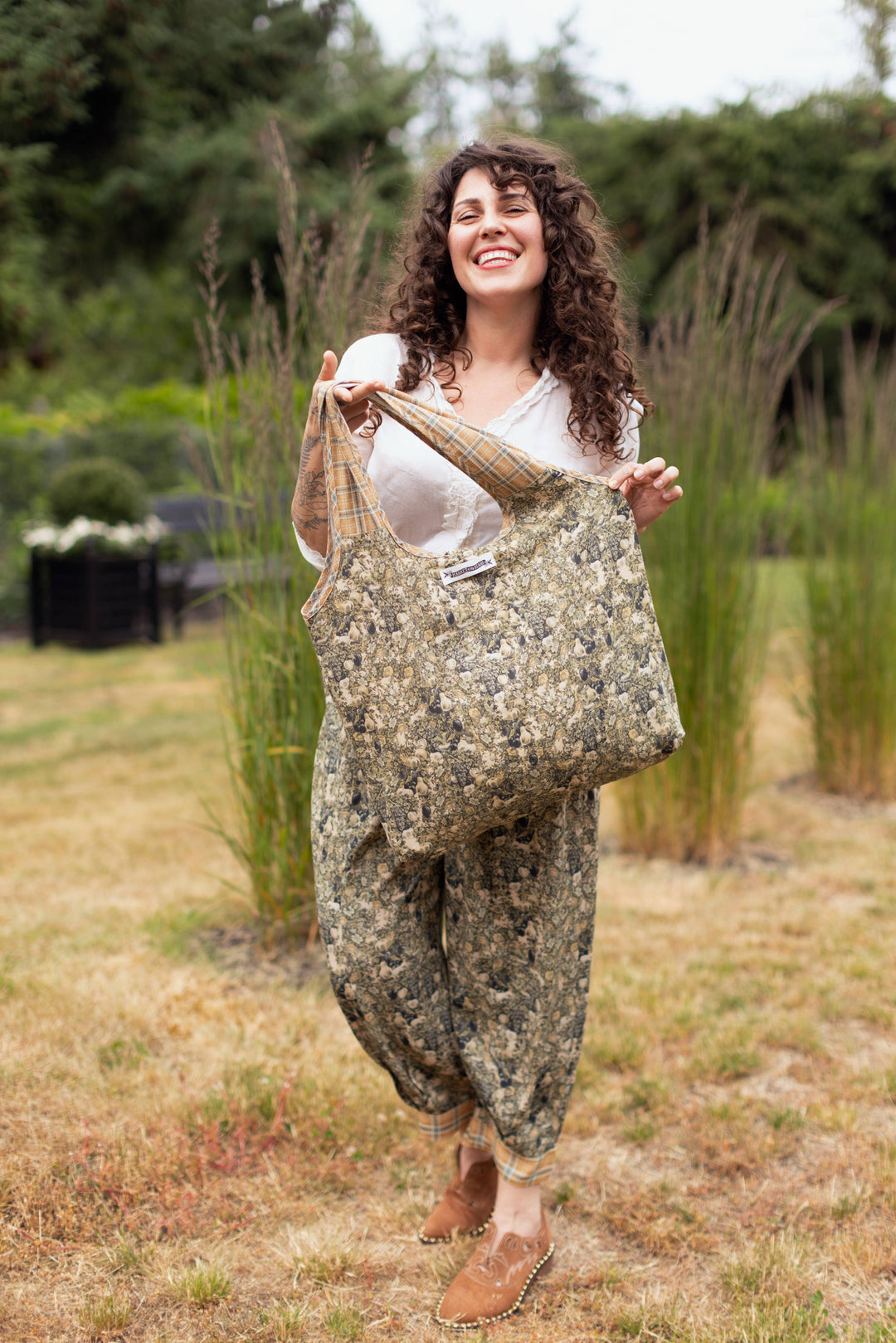 Born To Run Boho Linen Tote Bag w/ Wild Horse & Floral Print
