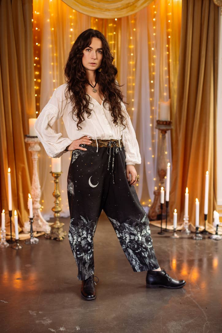 The Guardians Artist Pant w/ celestial print & angels
