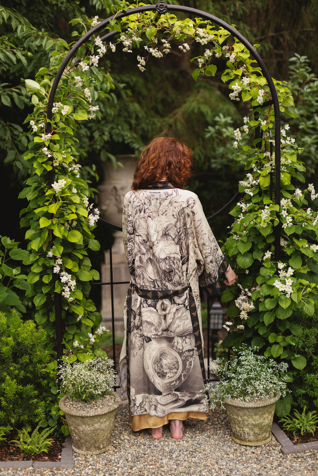 Honey & The Moon Opera Duster Kimono Robe w/ Florals & Bees