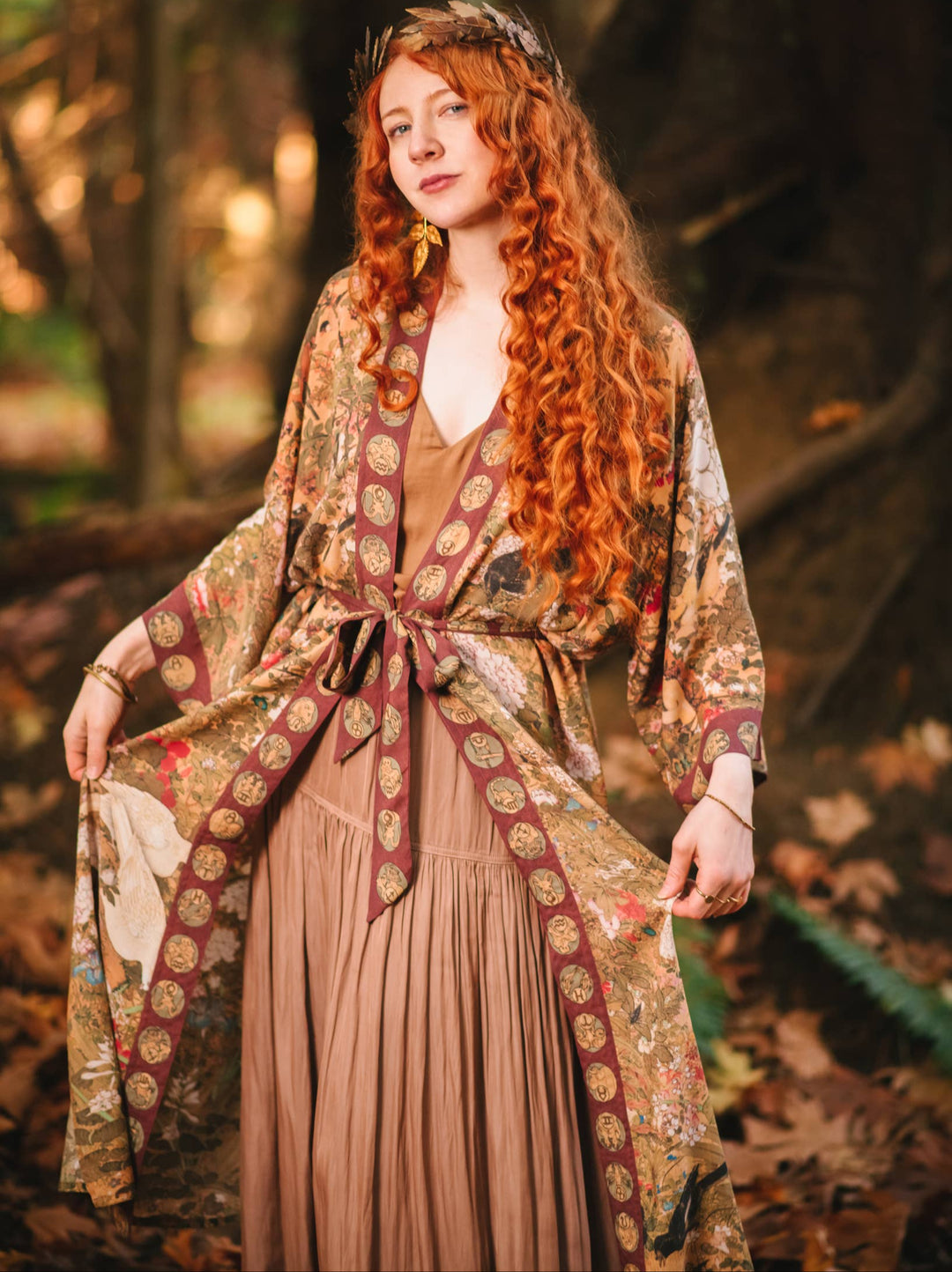 Dream Weaver Opera Duster Kimono Robe w/ Zodiac Signs - Canada