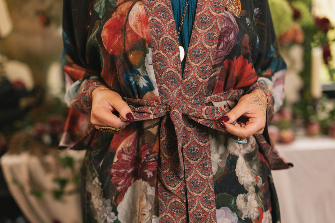 Flight of Fancy Opera Duster Kimono Robe Hummingbird Print - Canada