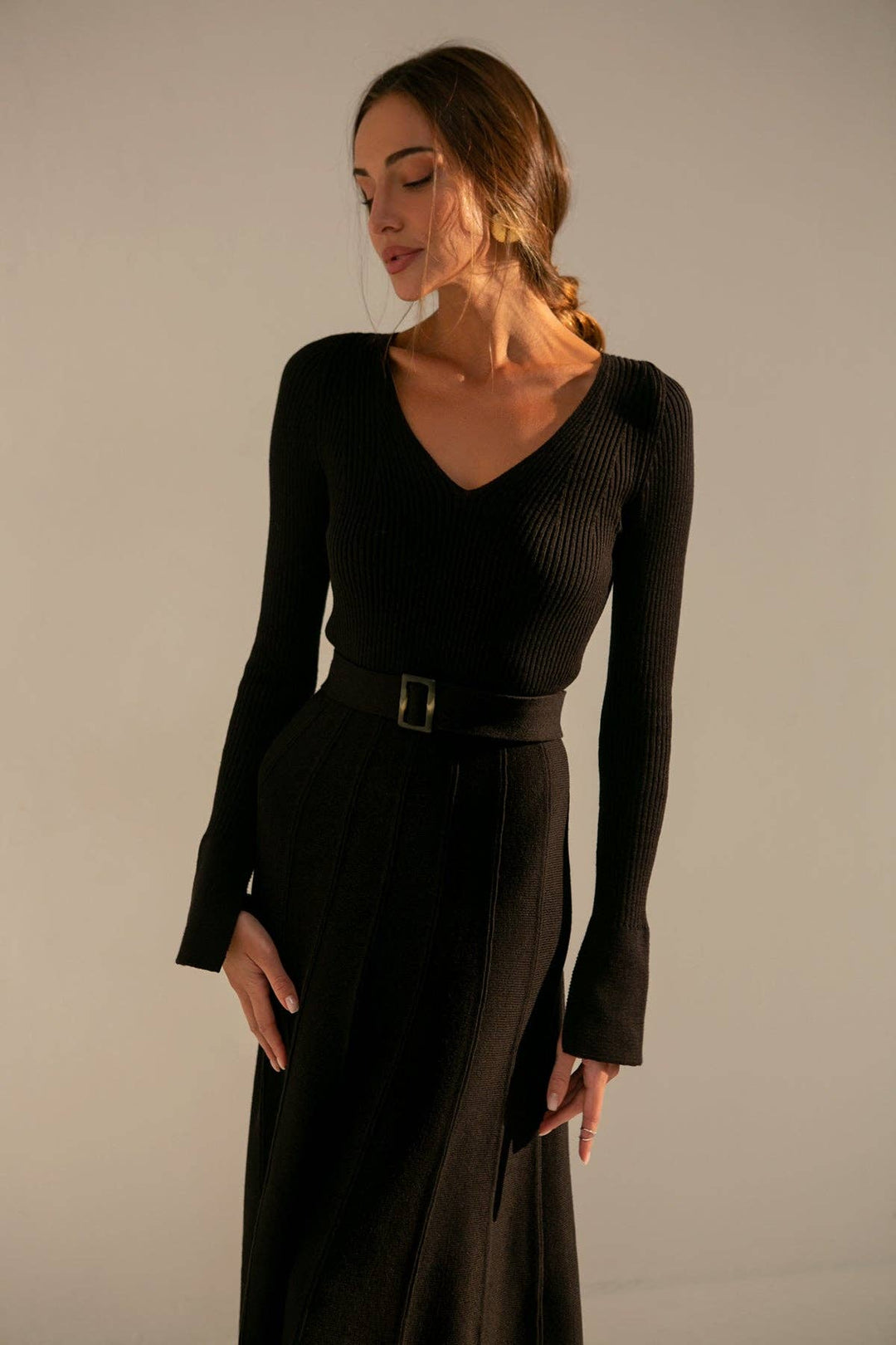 Knitted Belted V-neck Midi Dress Stephanie