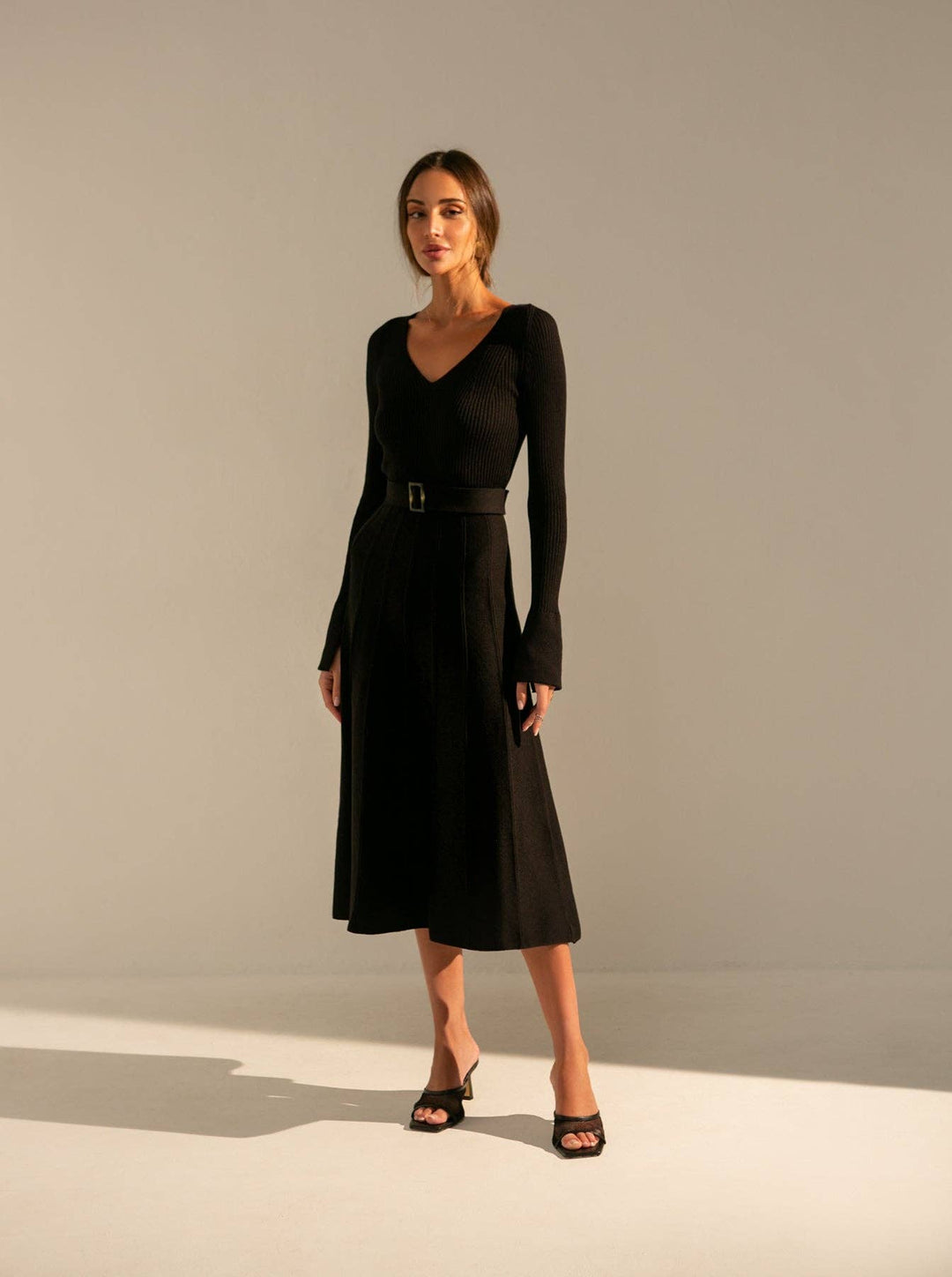 Knitted Belted V-neck Midi Dress Stephanie