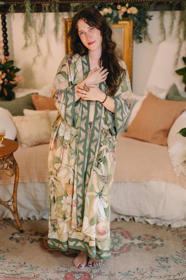 Fleur De Soleil Opera Duster Kimono Robe w/ Florals - Canada