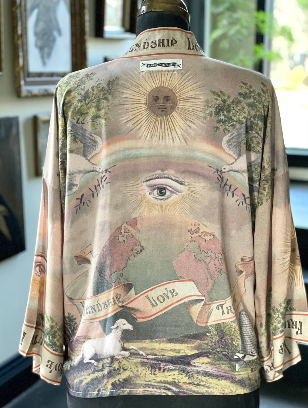 Friendship Love & Truth Vintage Wash Pixie Duster Kimono - Canada