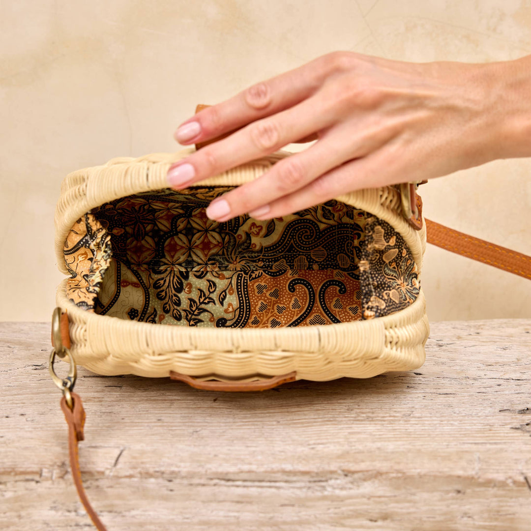 Ivory Rattan Clamshell Convertable Clutch and Crossbody Bag - Borneo