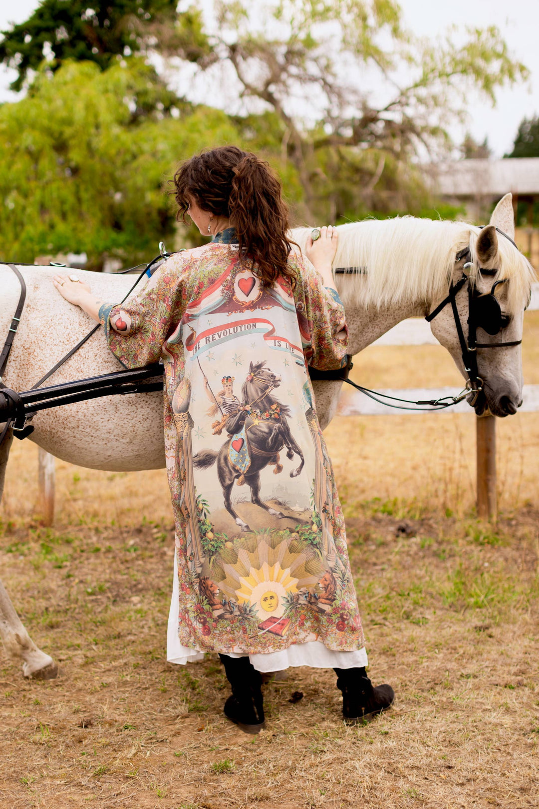 Love Revolution Opera Duster Kimono Robe w/ horse & florals - Canada